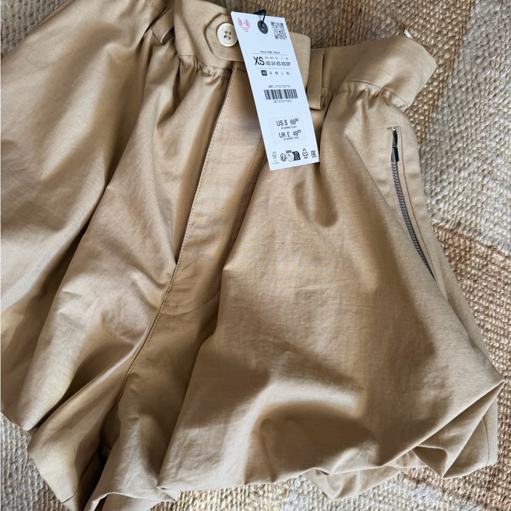 NWT, Zara ZW Collection Balloon Shorts w/Zipper Pockets - Picture 2 of 4